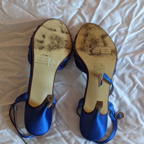 Dyeable satin shoes in Tardis blue with sparkling bobble, size 7.5 US. - Picture 3 of 6